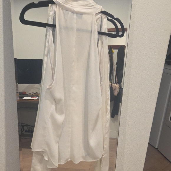 Sleeveless Cream Blouse with Black Lace Trim - Zara - Picture 3 of 3